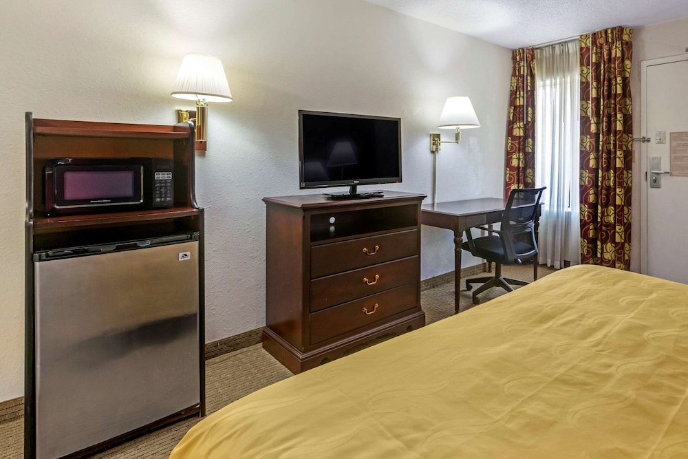 Quality Inn Northlake 21/34