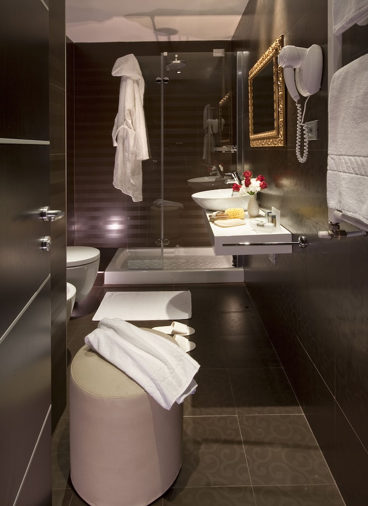 Fiume Hotel 53/53