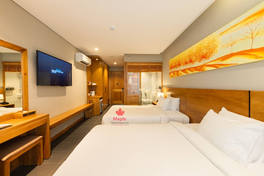SENIOR, 2 DOUBLE BEDS, BALCONY