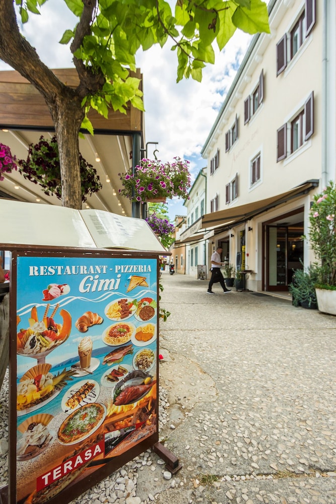Aparthotel Gimi 6/62