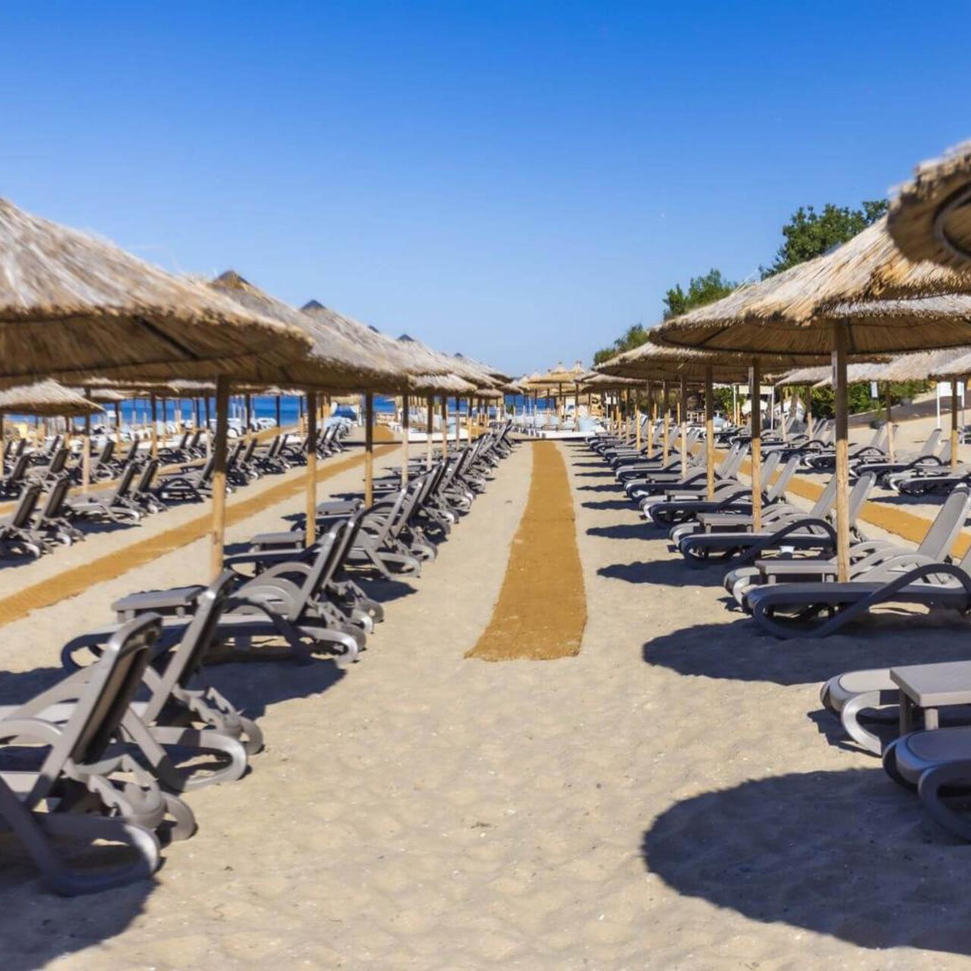 Onyx Beach Residence 24/50