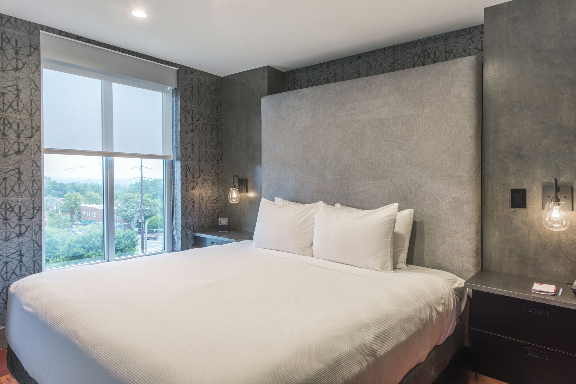 G, Suite, King Bed
