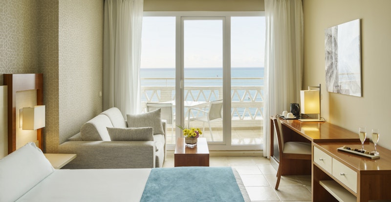 Ilunion Fuengirola 40/40