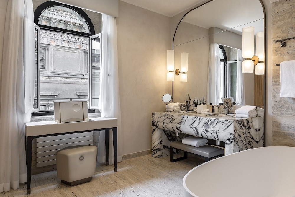 Park Hyatt Milano Hotel 66/93