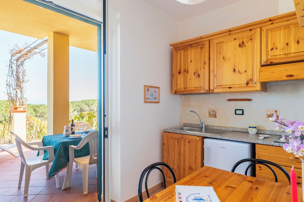Aparthotel Domus De Janas Sul Mare 40/50