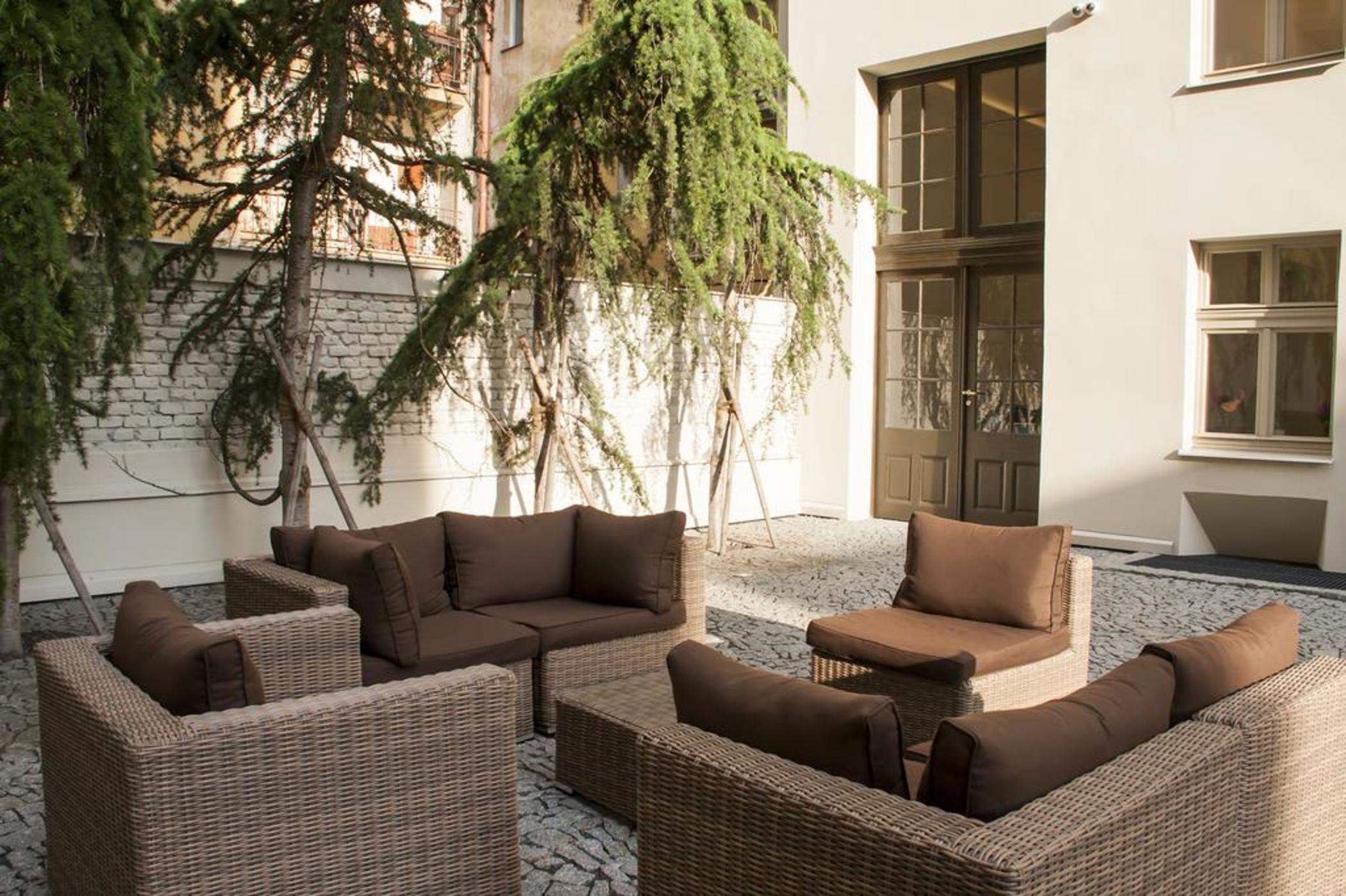 limehome Prague Halkova 16/32