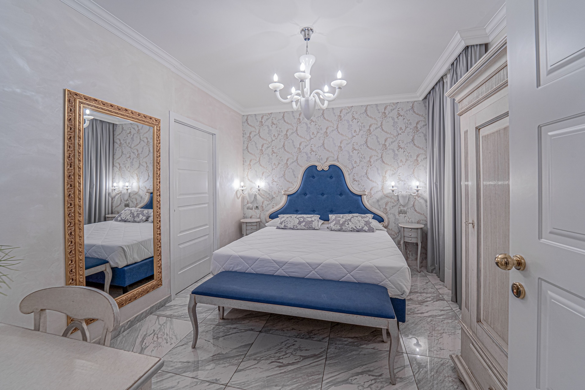 ECONOMY, DOUBLE BED, NO WINDOW