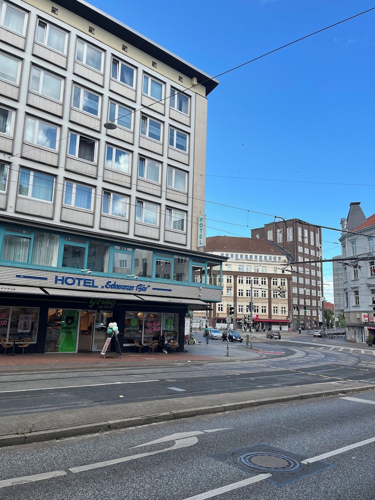 Hotel Schwarzer Bar 48/52