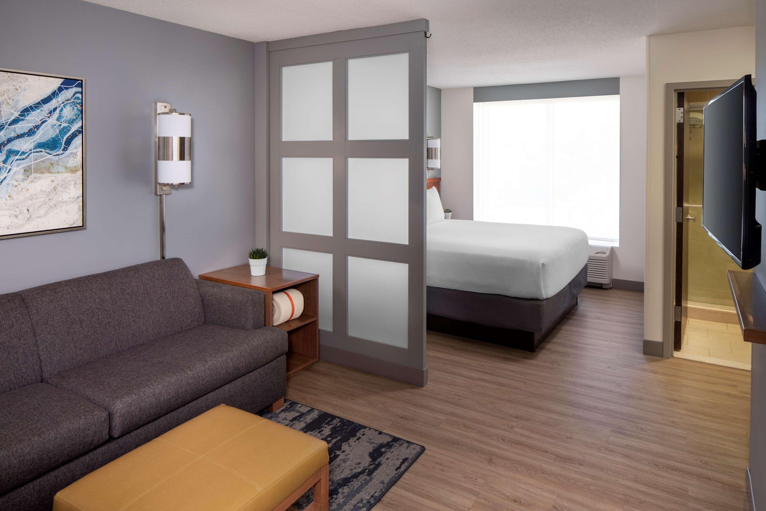 Room at Hyatt Place Long Island East End, RIVERHEAD - NY