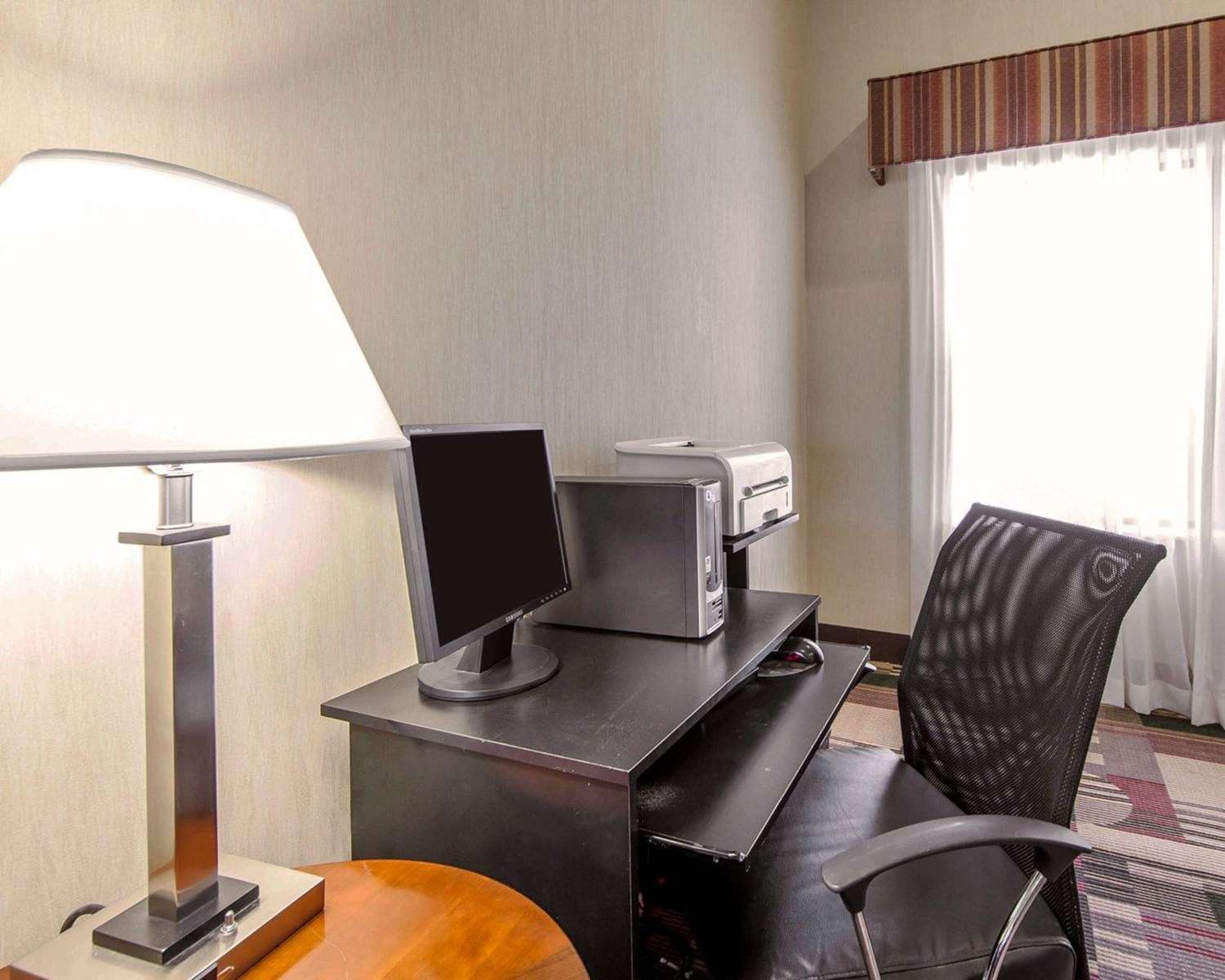 Quality Inn & Suites Portsmouth OH 16/32