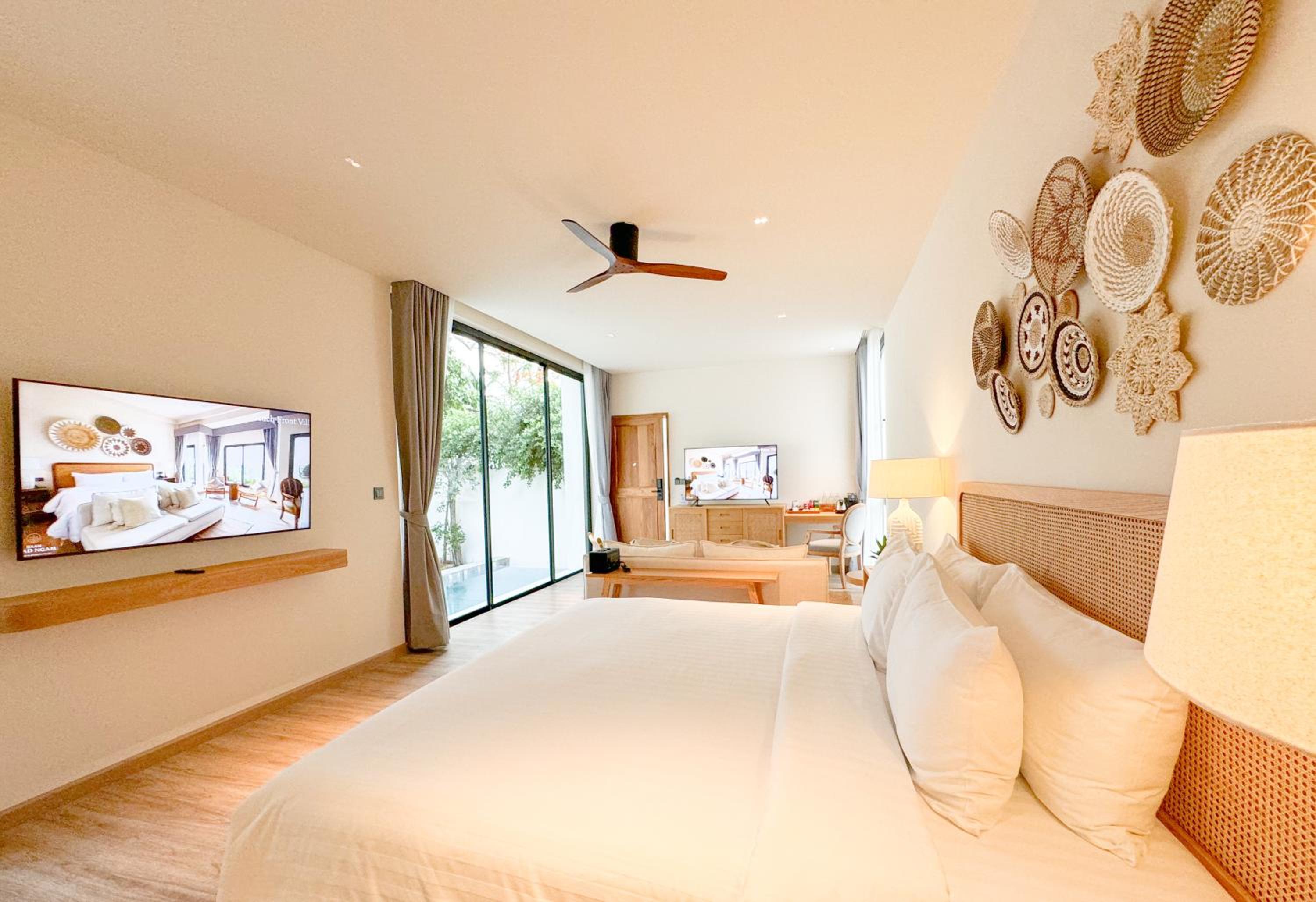 Pool, Executive, Villa, Queen Bed
