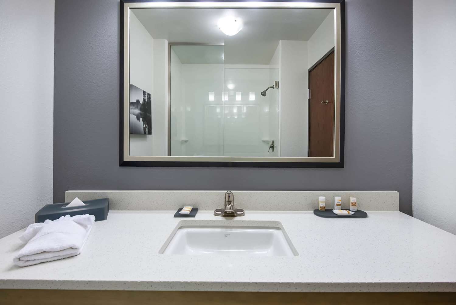 La Quinta Inn & Suites by Wyndham Morgantown 58/60