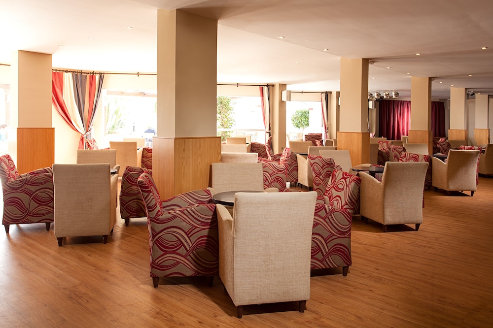 Ona Marinas de Nerja Spa Resort 46/72