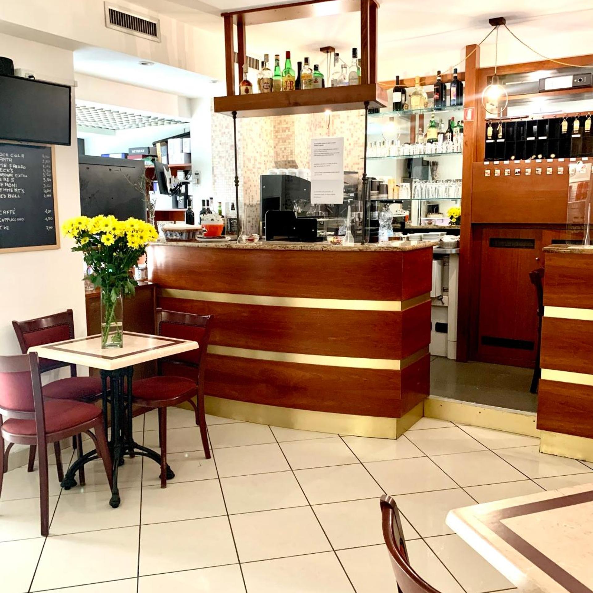 Hotel Astrid 5/50
