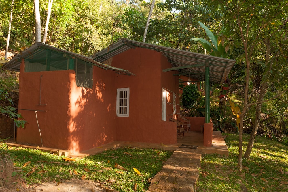Polwaththa Eco-Lodges 2/50