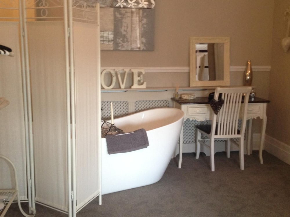The Castle House Luxury Bed & Breakfast 44/50