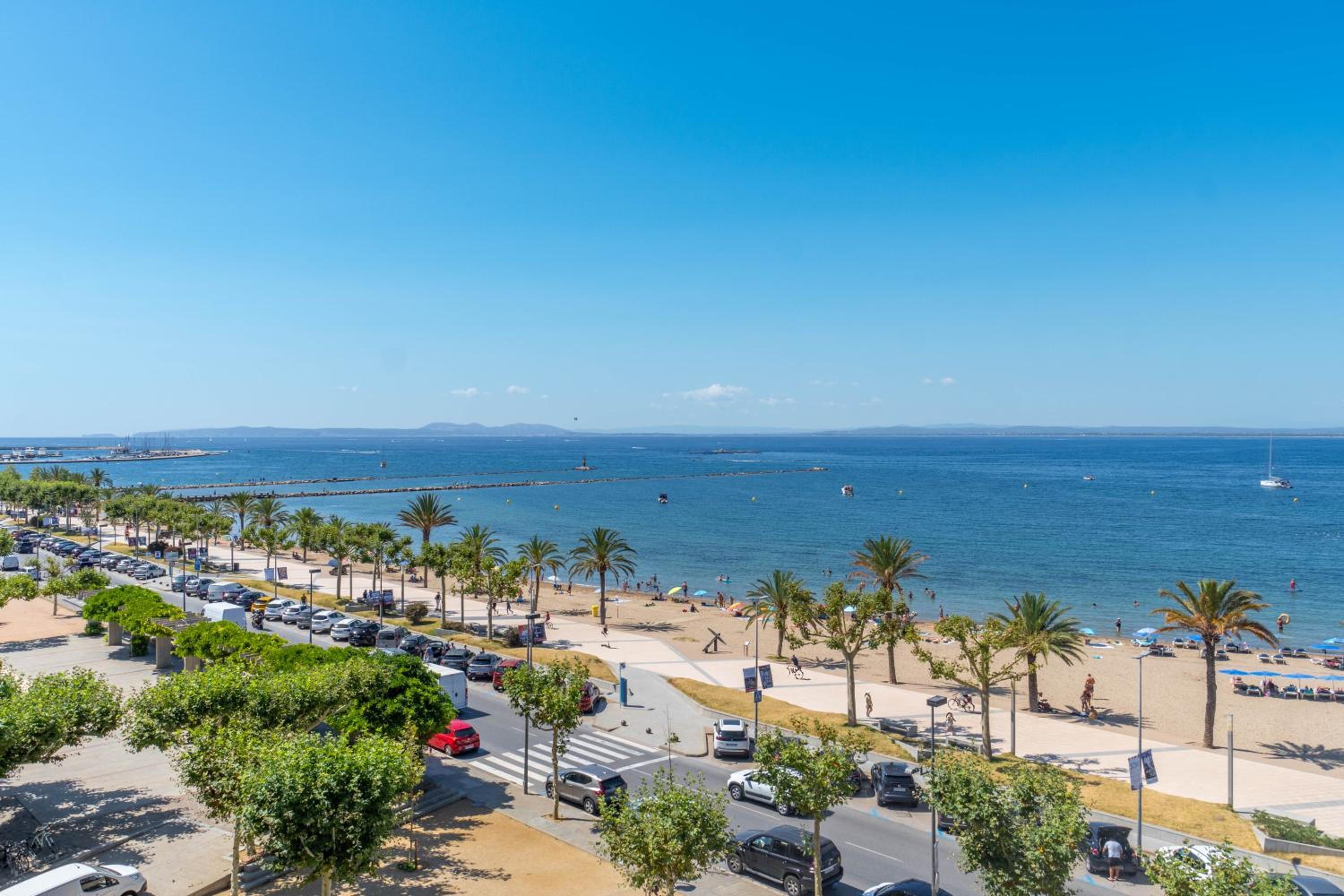 Hotel Vela 37/54