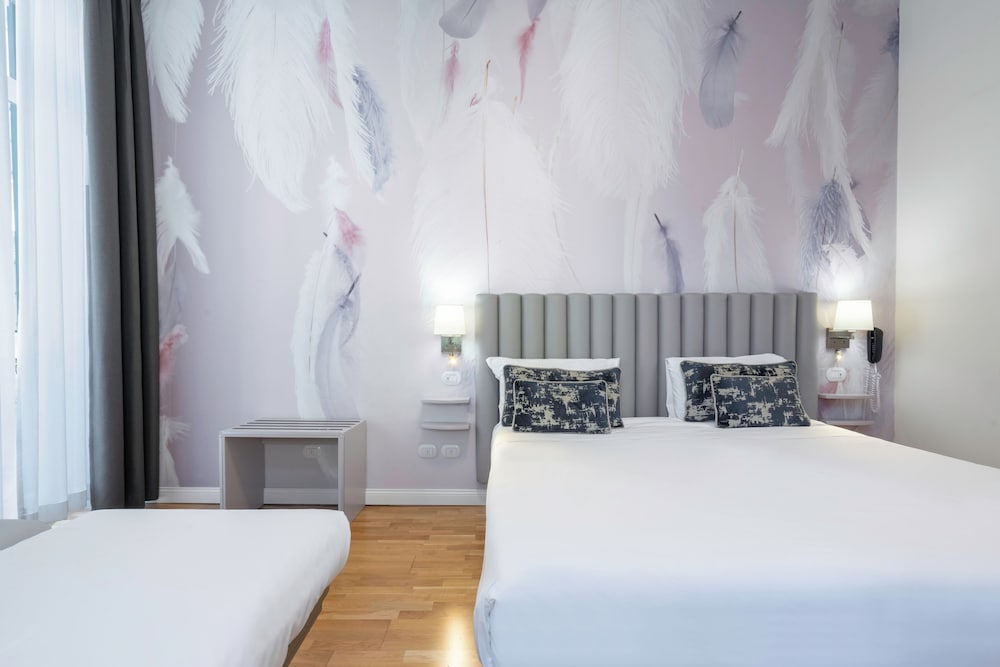 Hotel Cosmos 22/48