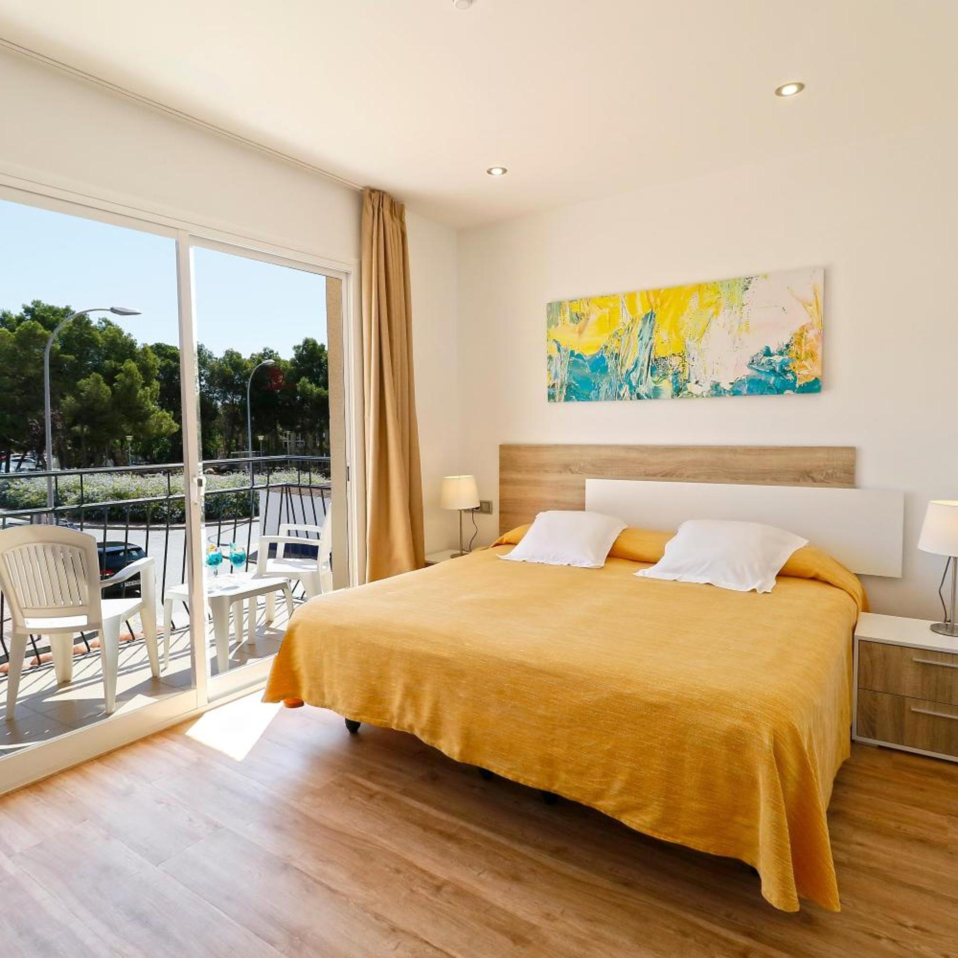 Premium, Double or Twin Bed, Gabarda Hotel 4/10