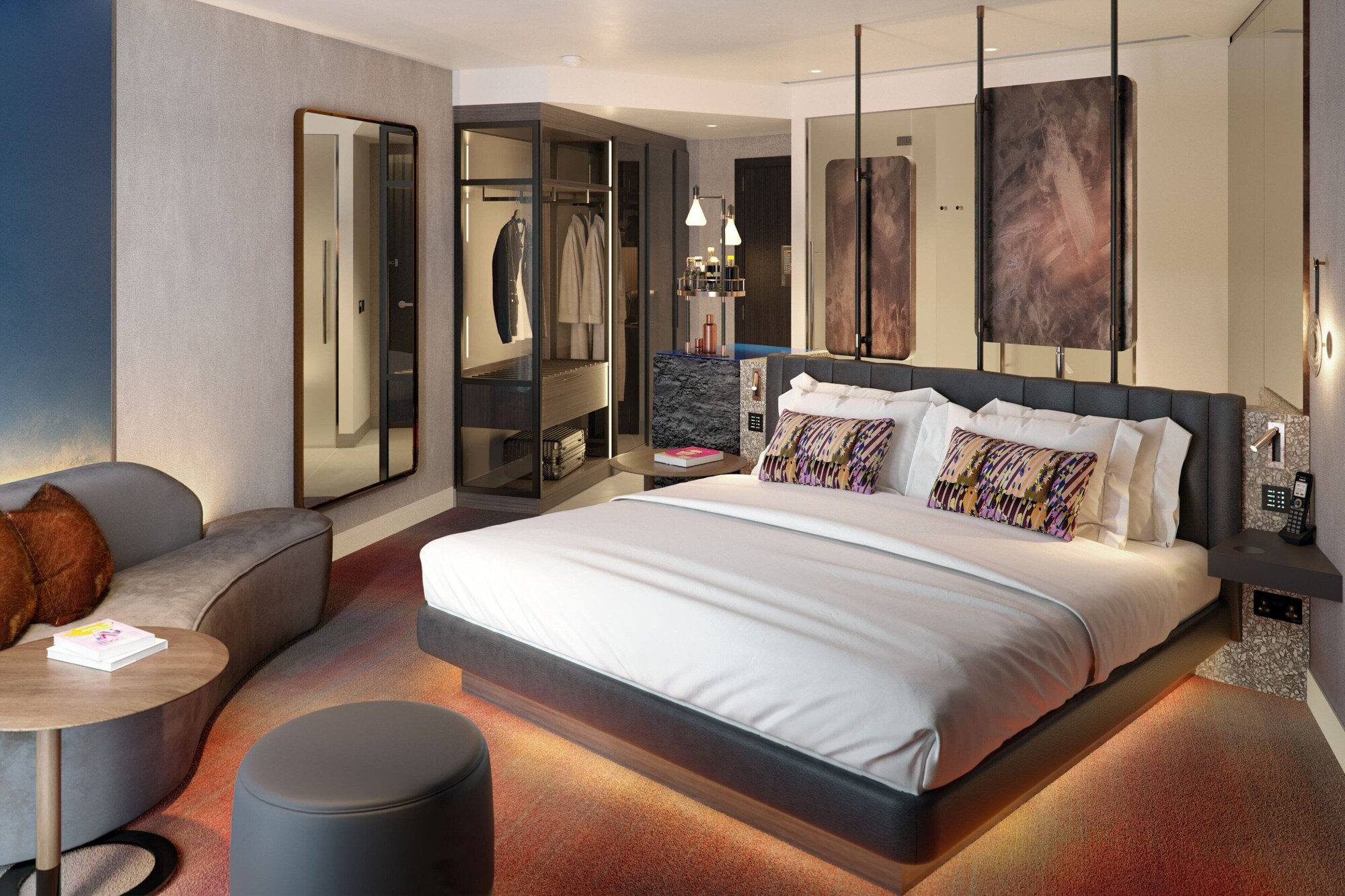 Superior, King Bed, Castle View