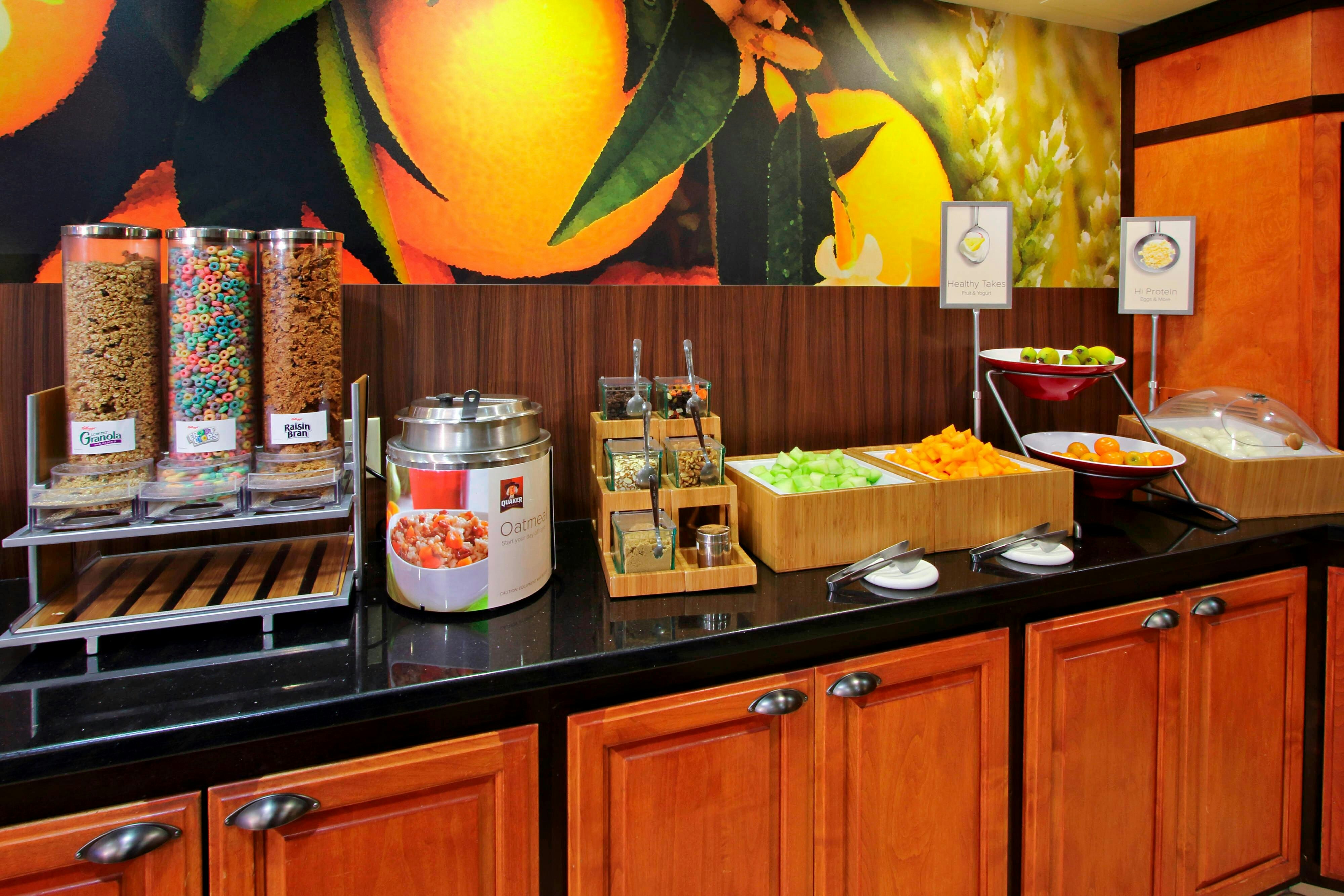 Fairfield Inn Suites By Marriott Fresno Clovis 12/36