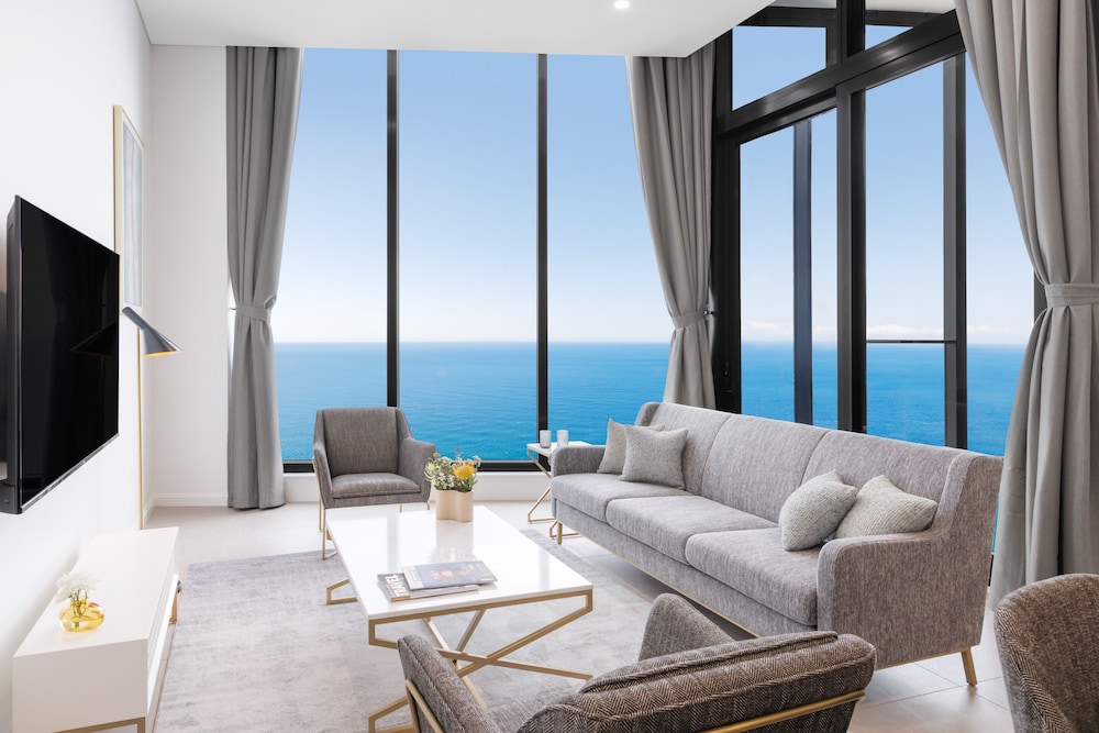 Meriton Suites Surfers Paradise 30/50