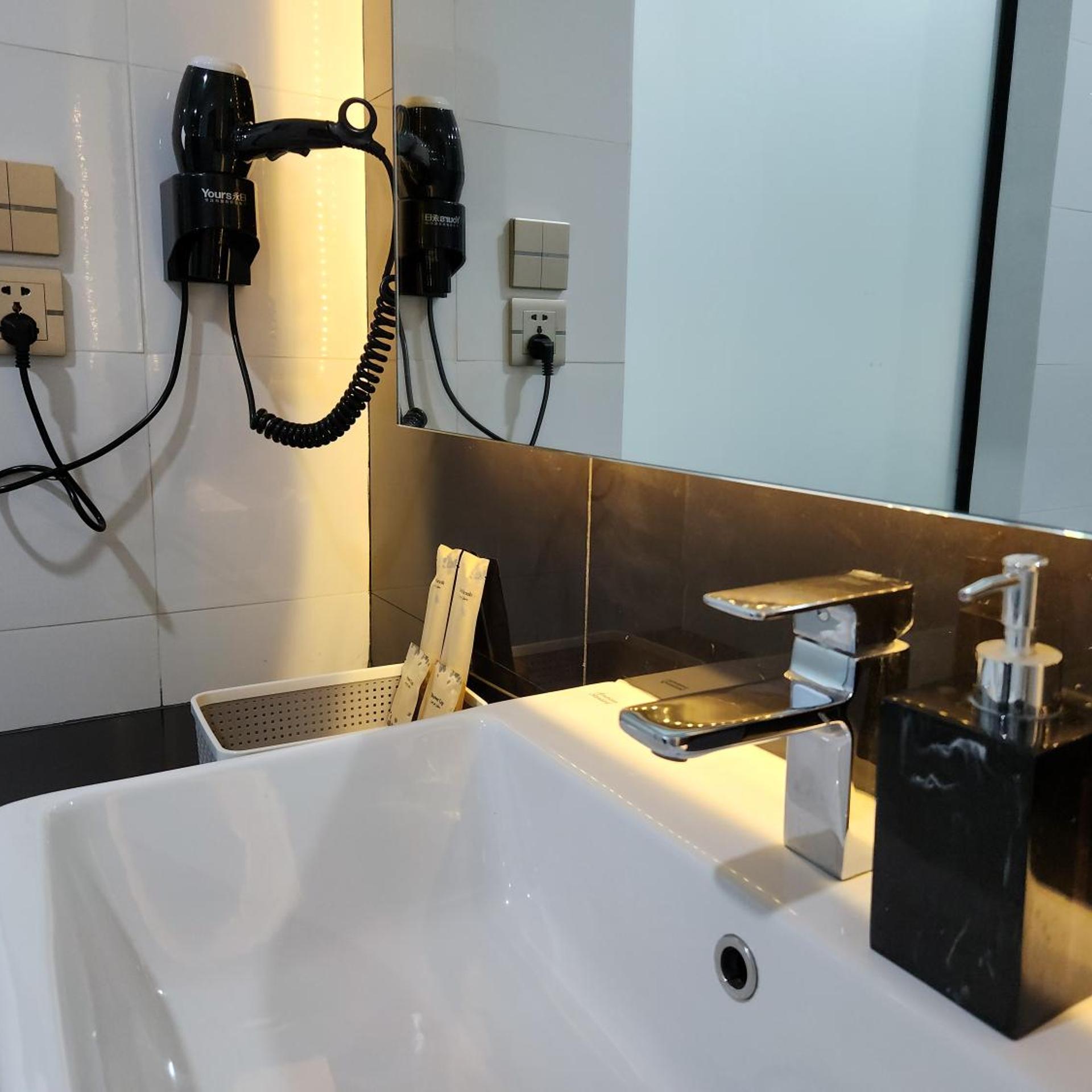 غرفة قياسية بسريرين منفصلين، The Mira Hotel Chiang Rai 9/10