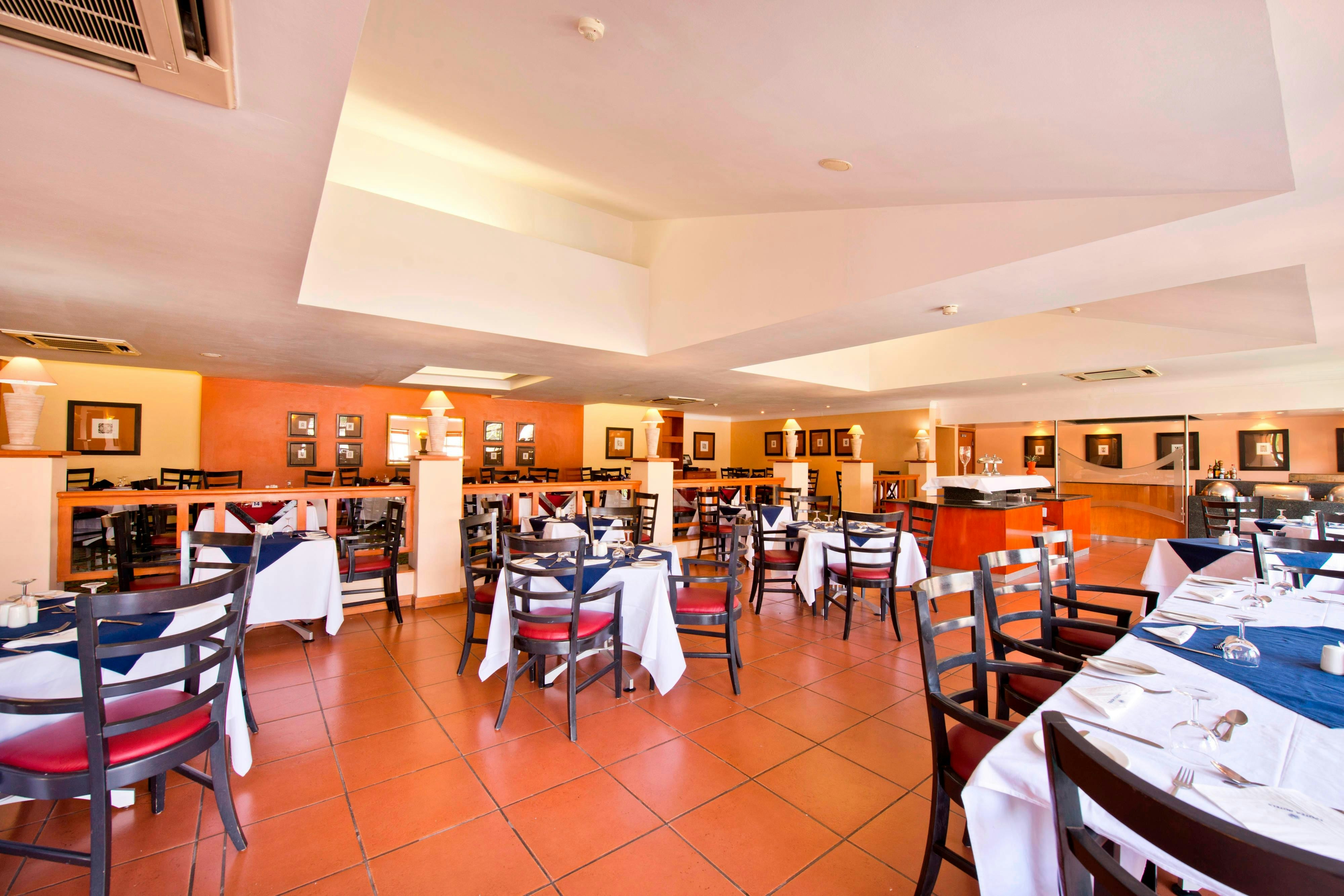 Protea Hotel By Marriott Ondangwa 19/24