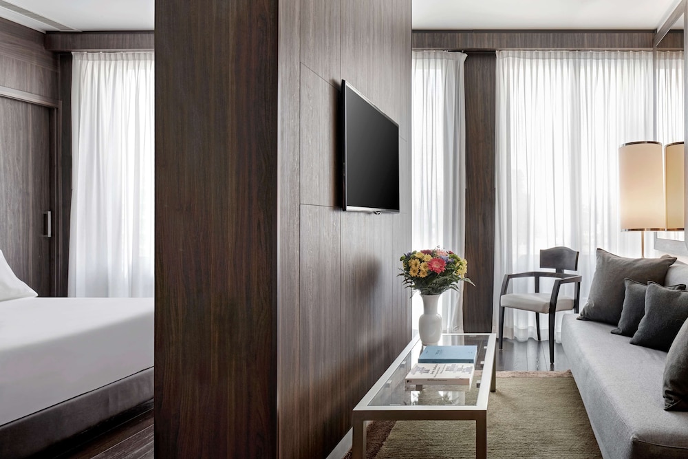 Hyatt Centric Milan Centrale 60/78