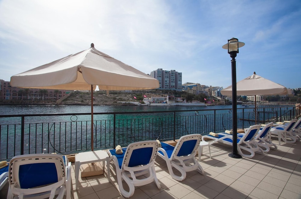 Verdi St. George's Bay Marina 26/50