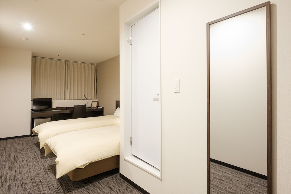THE PREMIUM HOTEL IN RINKU 23/57