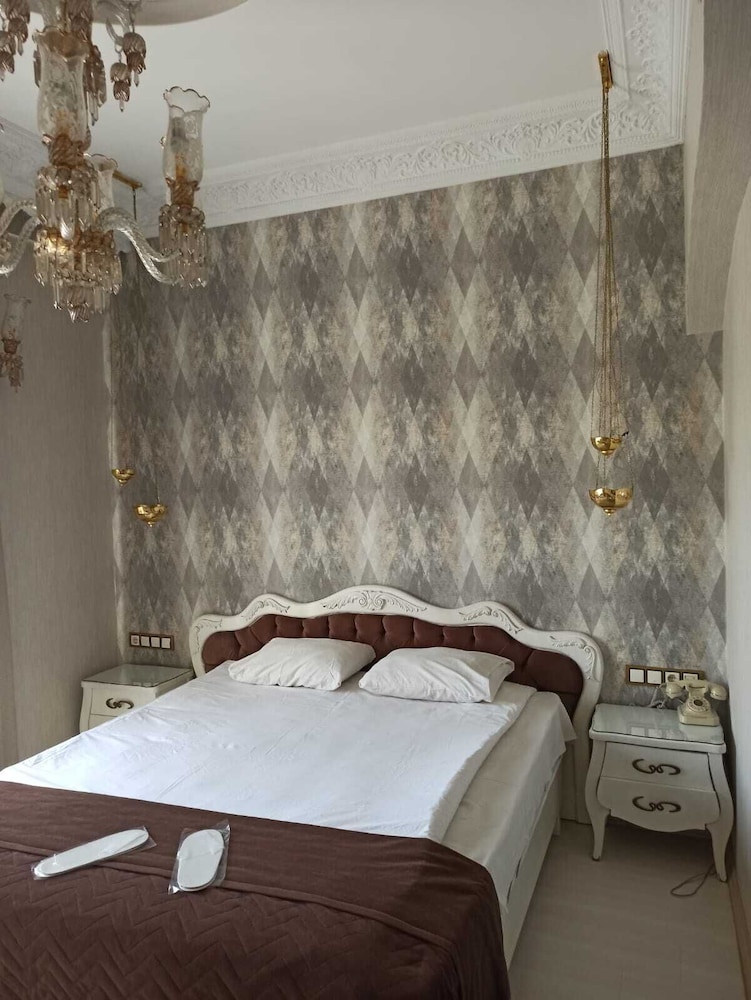 Azade Butik Otel 18/34