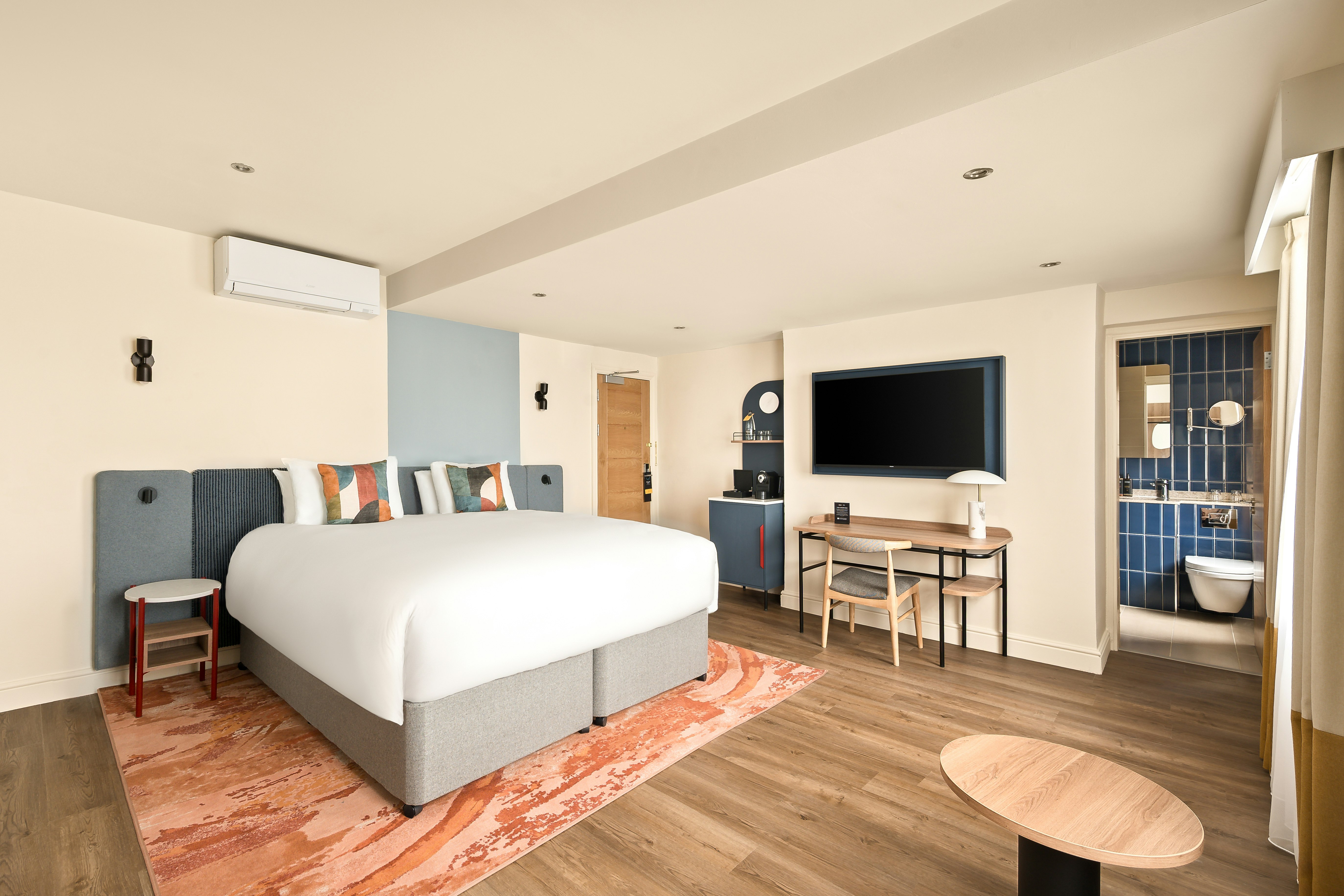 London Bloomsbury Square Hotel 17/71