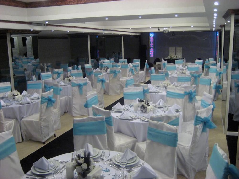 Royal Anka Hotel 24/32