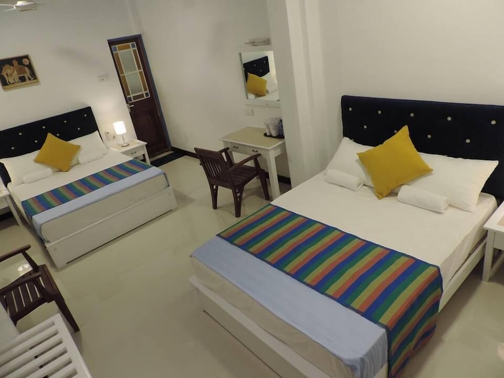 PREMIUM, QUADRUPLE, 2 DOUBLE BEDS