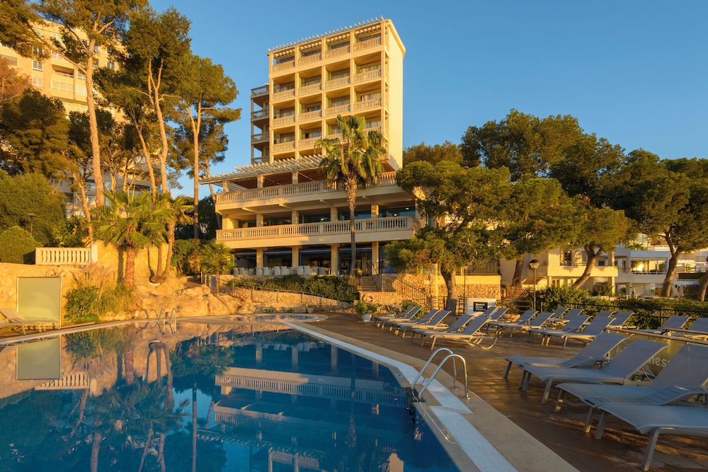 Barcelo Illetas Albatros - Adults Only in BENDINAT