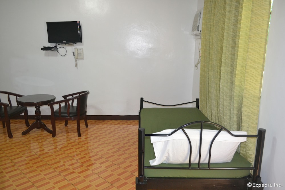Antonio's Apartelle & Suites 52/66