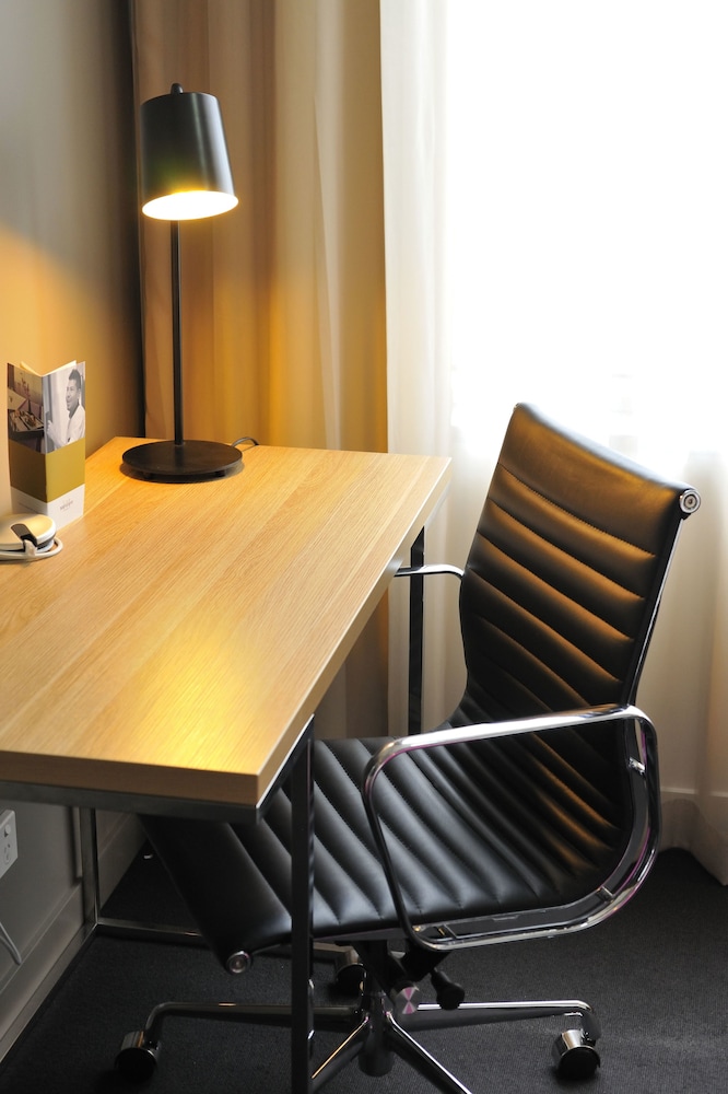 Mercure Melbourne Therry Street 23/42