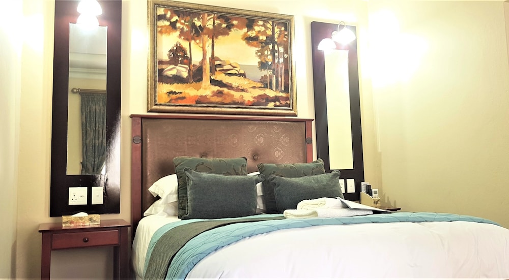 Constantia Manor Guesthouse 37/77