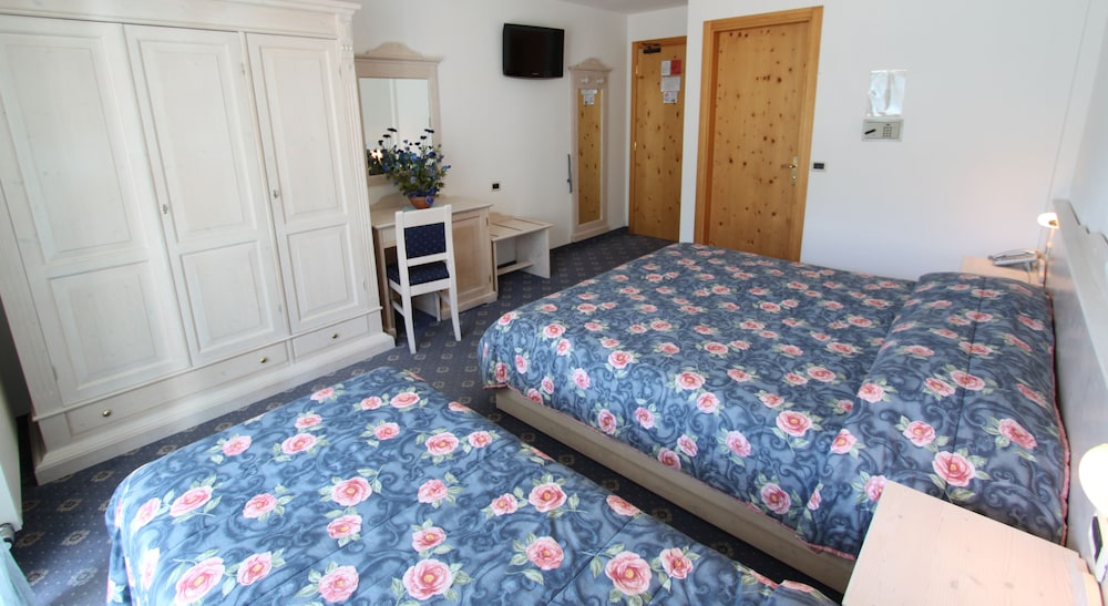 Hotel Europa 8/34