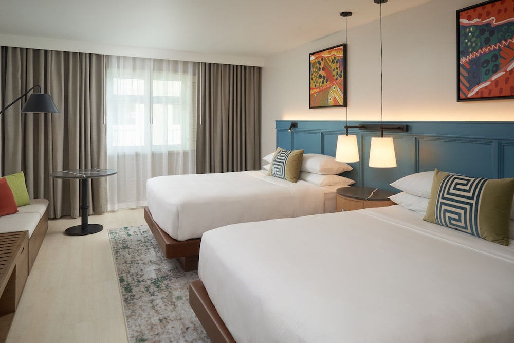 Deluxe, 2 Queen Beds