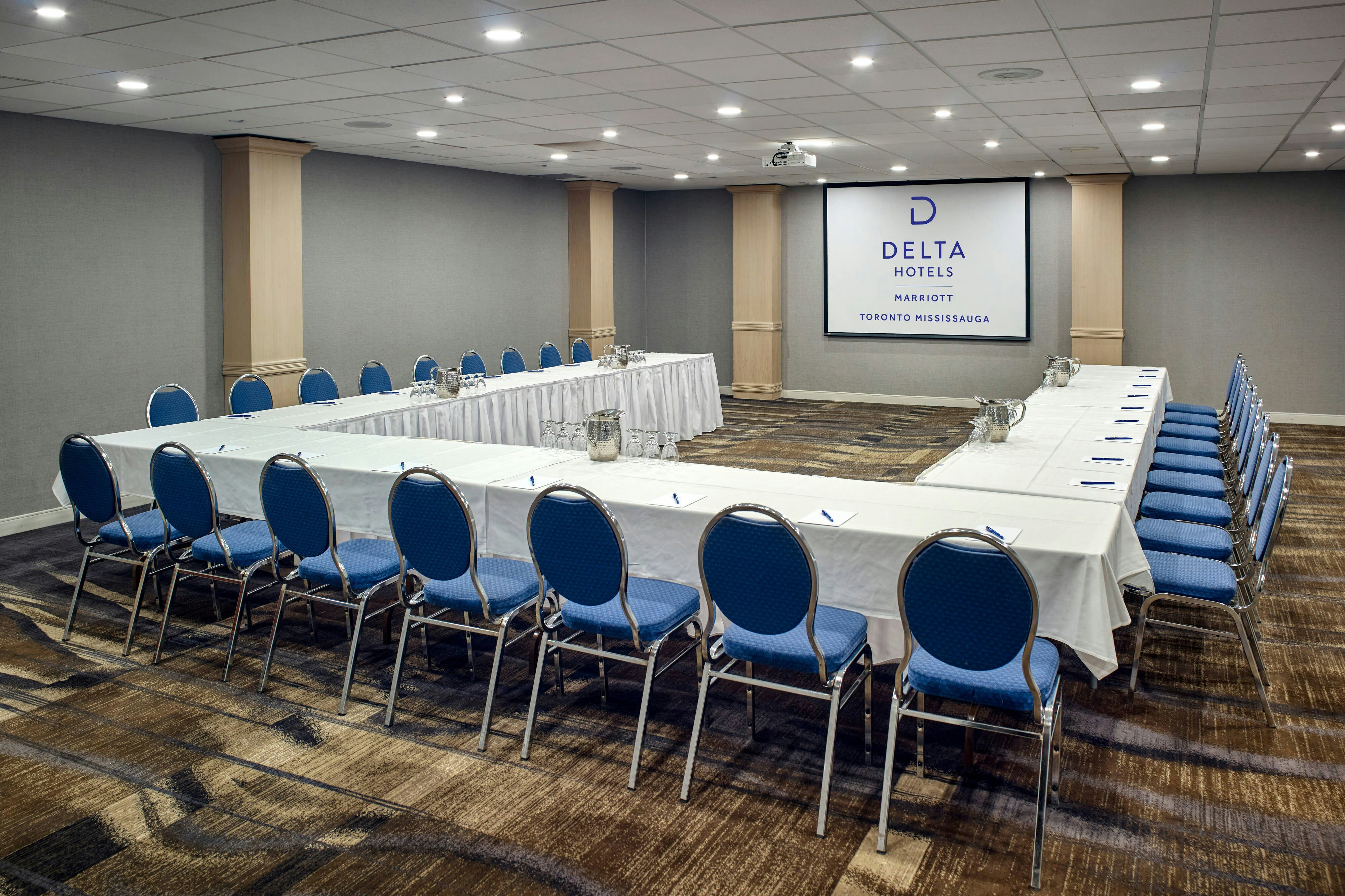 Delta Hotels By Marriott Toronto Mississauga 25/32