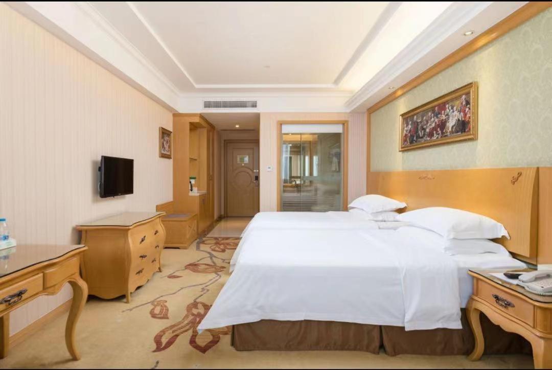 Vienna Hotel (Guangzhou Baiyun Airport Zhongluotan) 19/28