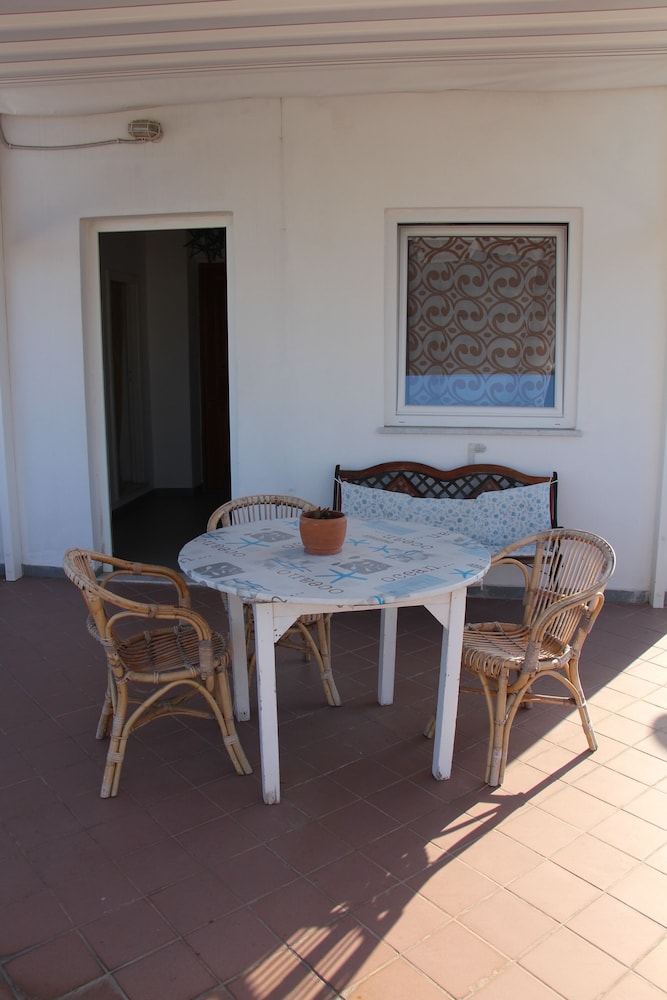 Villa Cecilia 37/50