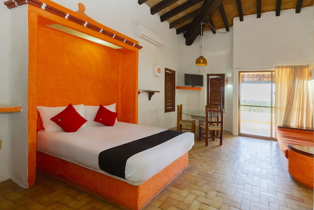 Hotel Plaza Tucanes 6/50
