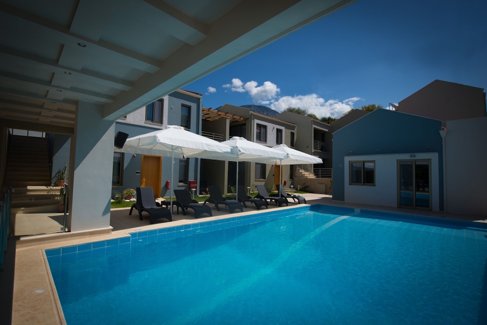 Mantinia Bay Hotel 22/45
