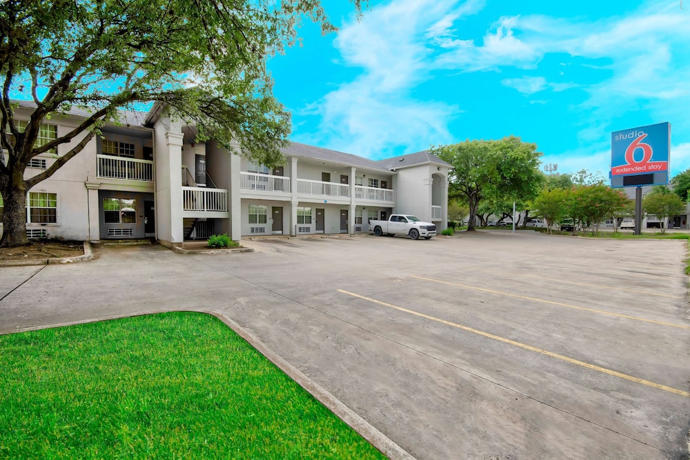 Studio 6 Extended Stay - San Antonio, TX - Medical Center 49/60