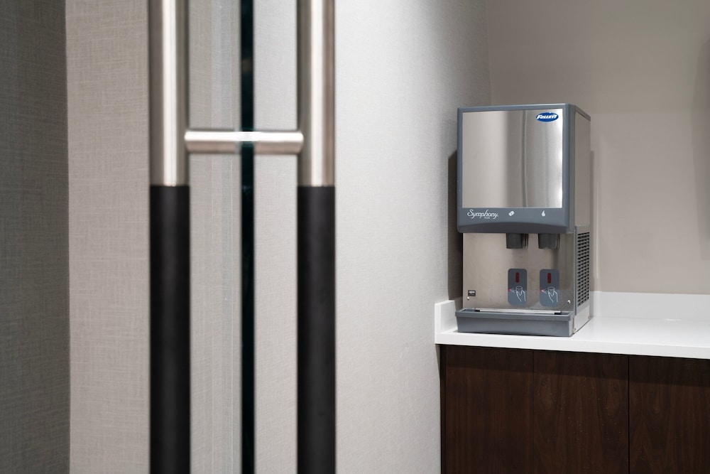 Fairfield Inn & Suites By Marriott Annapolis 10/40