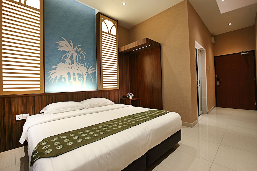 SRI ENSTEK HOTEL 40/53