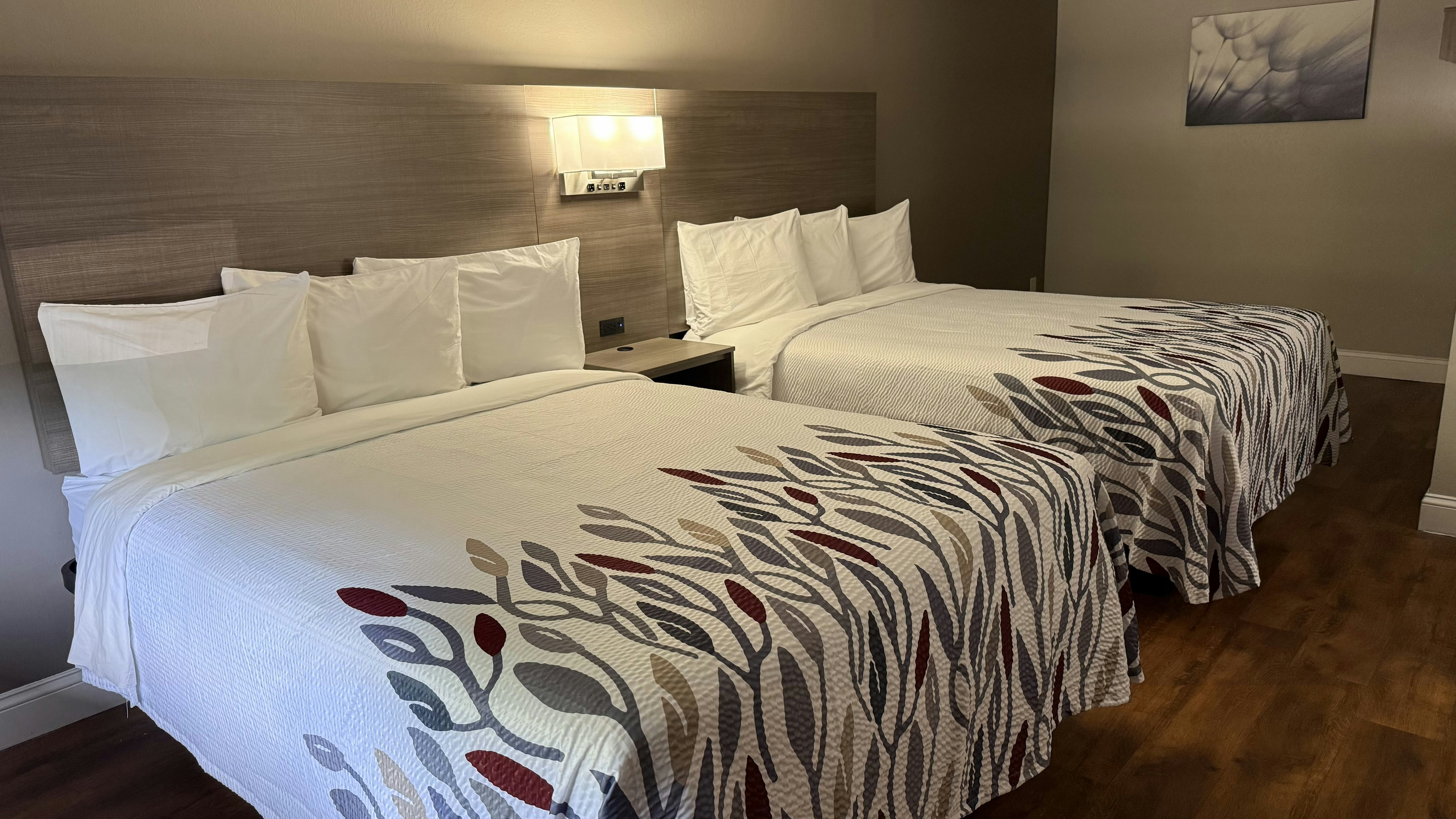 Rodeway Inn Swansea, MA 16/42